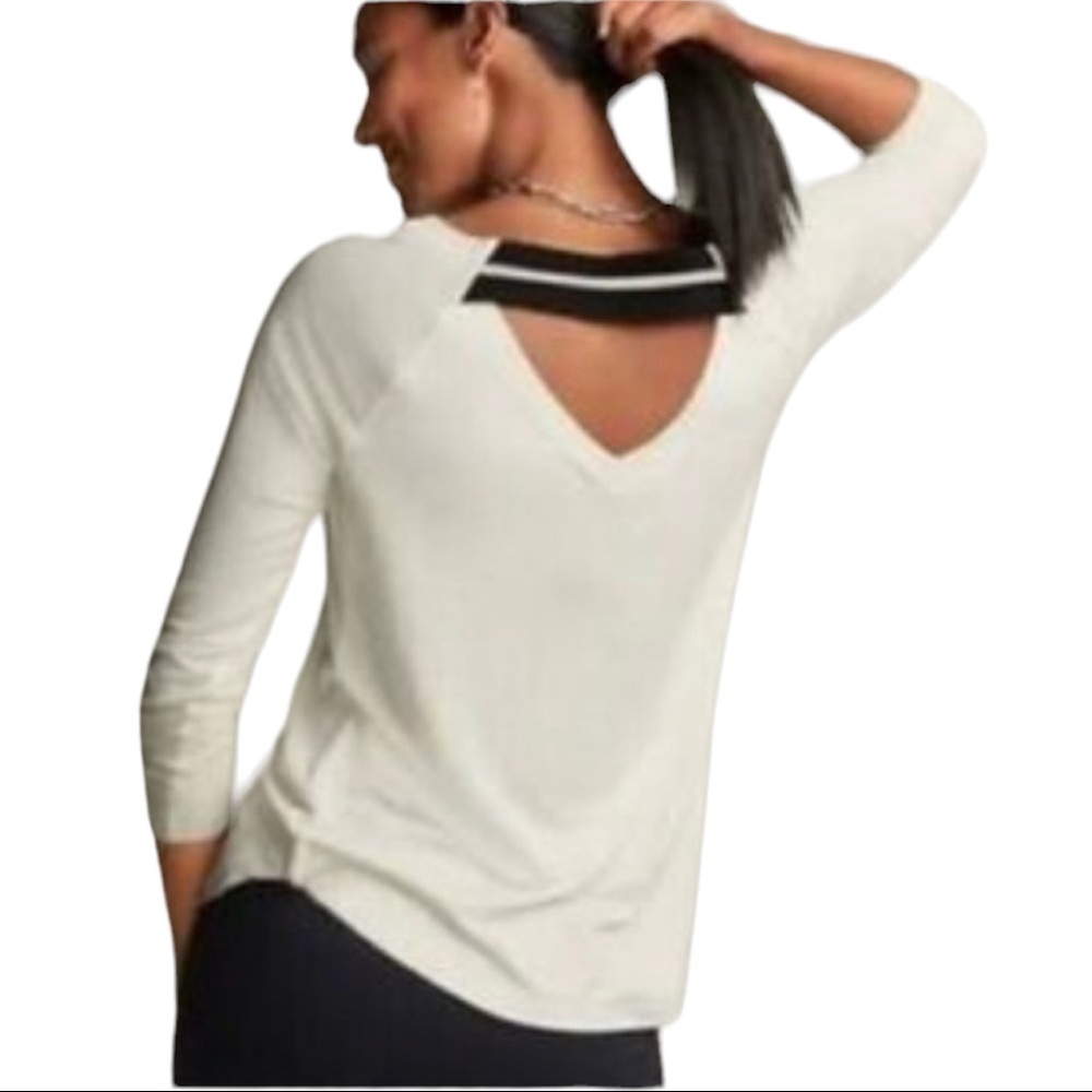 CAbi #5555 Center Jersey White Sweatshirt + Back Cutout Size Woman's Medium